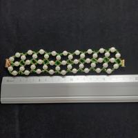 Braccialetti fatti a mano perline e pietre.