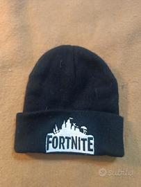 Berretto nero Fortnite originale con logo ricamato