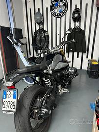 BMW R Nine T