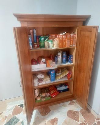 Armadio in legno massello 