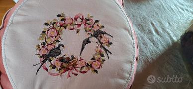 cuscini ricamati