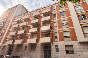 3 LOCALI A TORINO