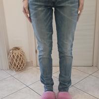 levis