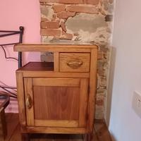 Comodini legno massello - arte povera