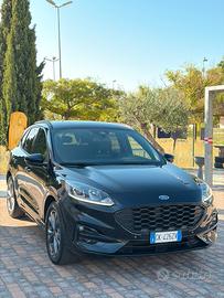 Ford Kuga ST-LINE X
