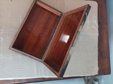 portaoggetti in legno con coperchio in me