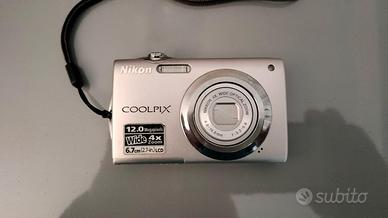 NIKON coolpix S3000