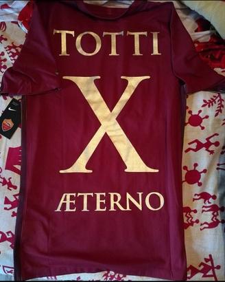 Maglietta edizione limitata Totti
