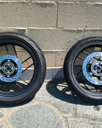 Gomme voge brivido 125r  una ant. e due post.