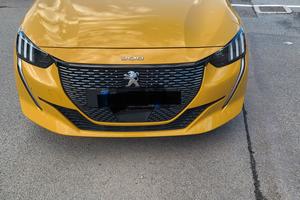 peugeot 208 GT 130 cv