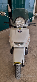 Aprilia scarabeo 300s 2009