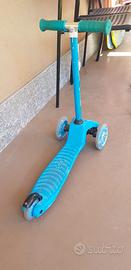 monopattino tre ruote