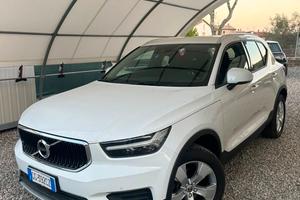 Volvo XC40 T2 Geartronic Momentum Core