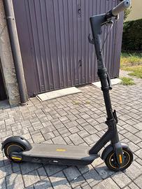 monopattino max g30 pochi km