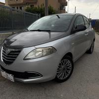 LANCIA Y