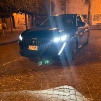 Peugeot 208 1.2 100 cavalli