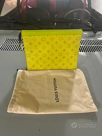 Pochette louis vuitton limited edition