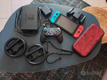 Console NINTENDO SWITCH rosso e blu neon