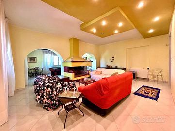 VILLA SINGOLA A DIPIGNANO