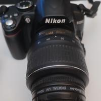 Fotocamera reflex Nikon D3000 + accessori