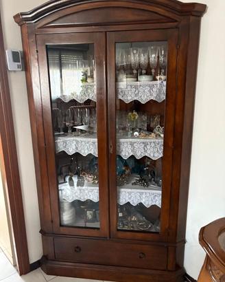 Vetrinetta ad angolo