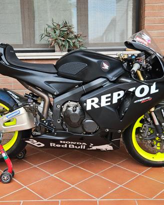 HONDA CBR 600rr pronto pista