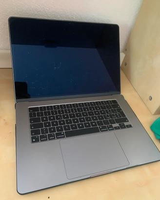 Apple MacBook Air 2024