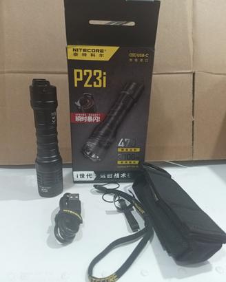 torcia nitecore p23i