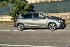 Nissan pulsar 1.5 2015