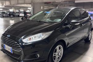 Ford Fiesta 1.2 60CV 5 porte Titanium