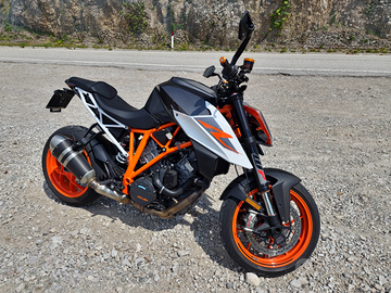 KTM 1290 duperduke R