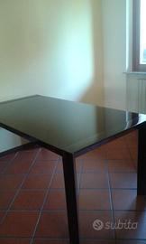 Tavolo soggiorno in vetro