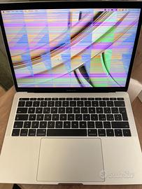 Macbook Pro 2017 intel i5