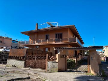 Attico/Mansarda a San Giacomo Nettuno