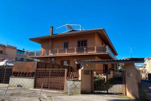 Attico/Mansarda a San Giacomo Nettuno