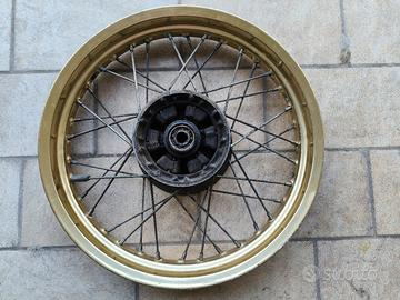Cerchio posteriore Suzuki DR 600