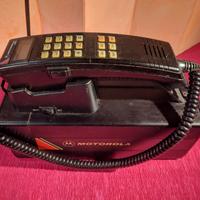 Cellulare vintage MOTOROLA ETACS 4800x anno 1989