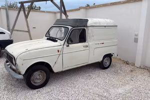 Renault 4 F4 furgonata marciante