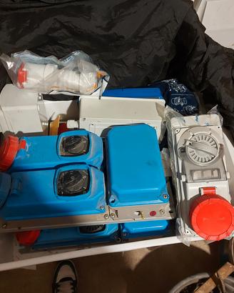 materiale elettrico