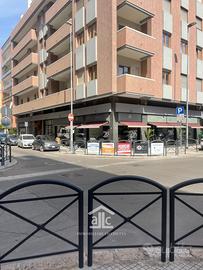 APPARTAMENTO LUMINOSO IN ZONA CENTRALE DA RISTRUTT