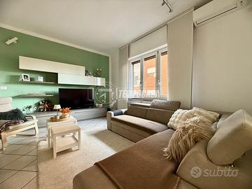 APPARTAMENTO RISTRUTTURATO A CIRIE' CON BOX AUTO