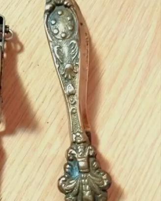 SchiacciaNoci Antico Porta Timbri Ferro Da Stiro