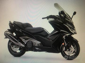 Kymco AK 550 euro 5 2023. Prova Riscatta o Rendi