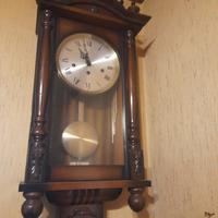 orologio a pendolo in stile a muro