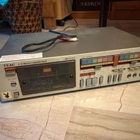 TEAC V-9 Stereo Cassette Deck
