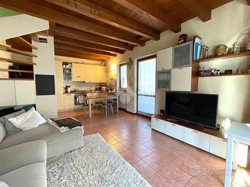 MONOLOCALE A VILLA D'OGNA