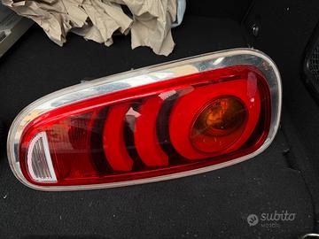 Faro posteriore destro LED mini f54