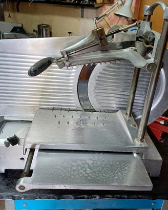 affettatrice lama cm 35