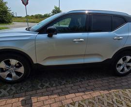 VOLVO XC40 D3 Momentum Automatica