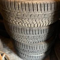 215 60 16 invernali Hankook